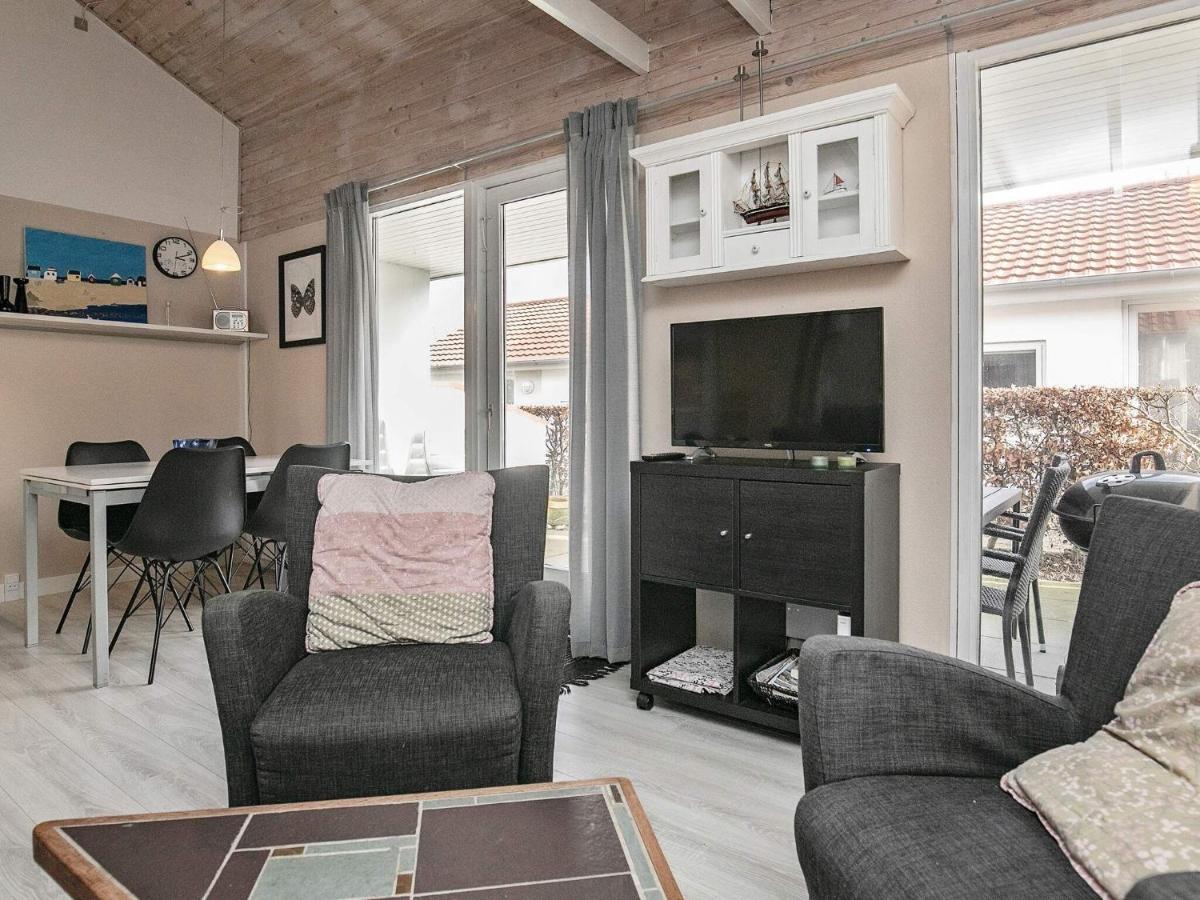 4 Person Holiday Home In R Sk Bing Aeroskobing Exterior foto