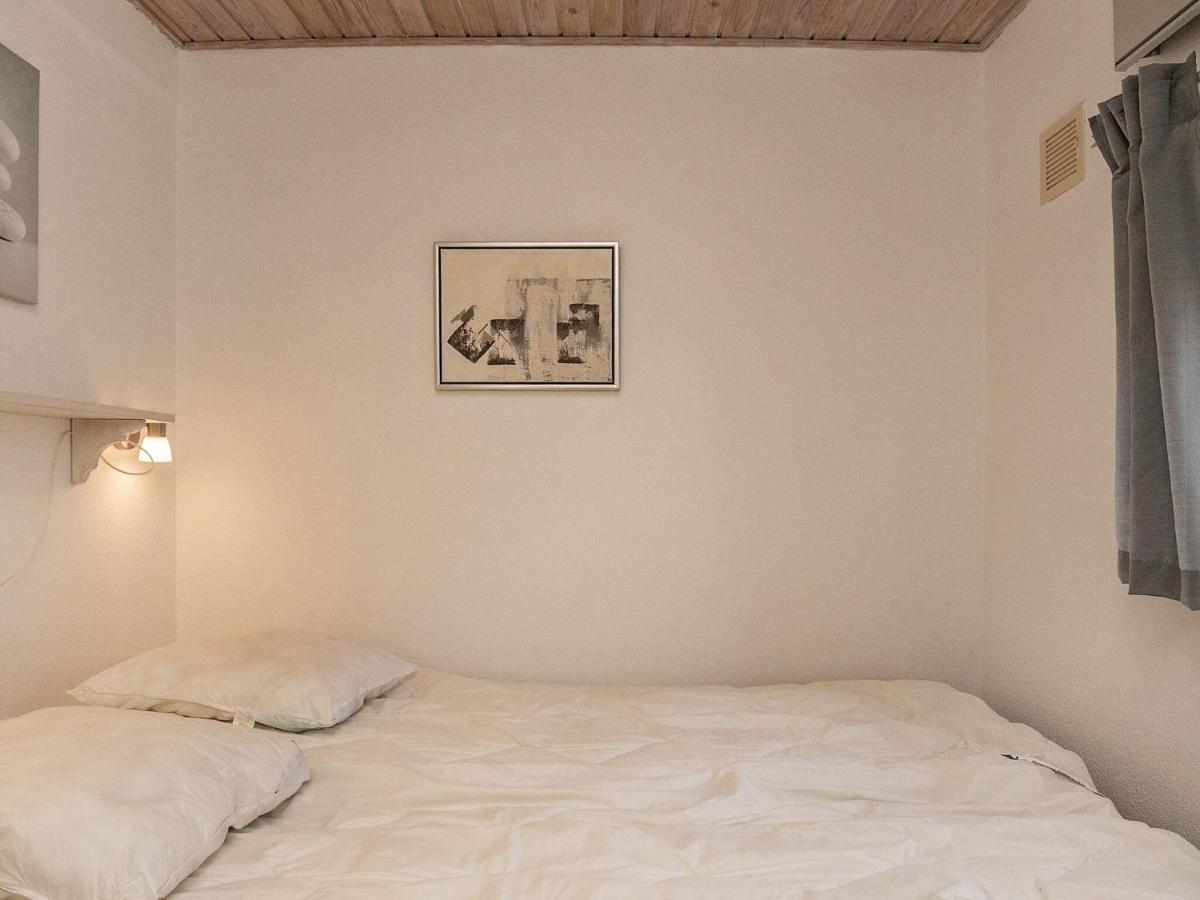 4 Person Holiday Home In R Sk Bing Aeroskobing Exterior foto
